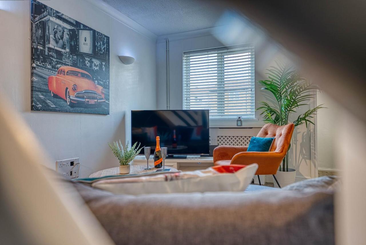 Capri 13 Sa - Contemporary 2 Bedroom House In Loughborough With Free Parking, Close To Loughborough University & M1 Motorway Экстерьер фото