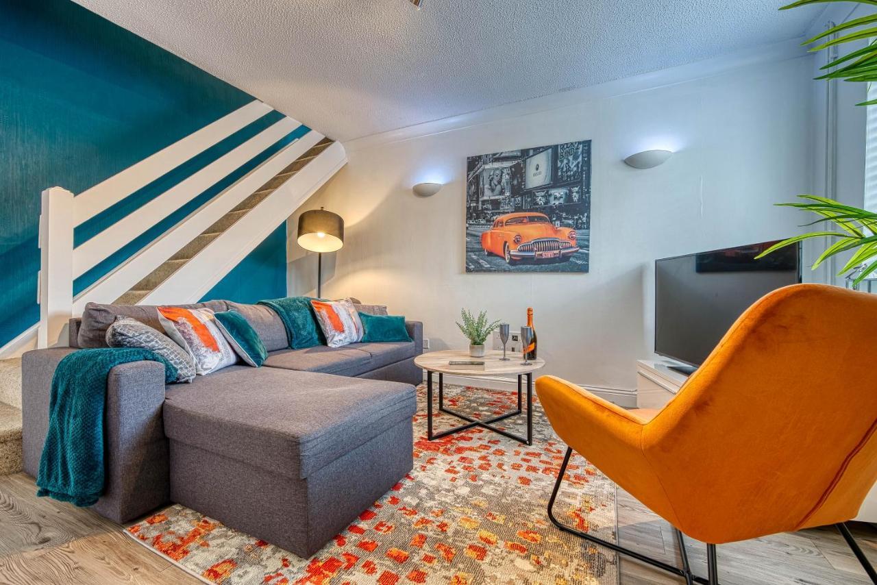 Capri 13 Sa - Contemporary 2 Bedroom House In Loughborough With Free Parking, Close To Loughborough University & M1 Motorway Экстерьер фото