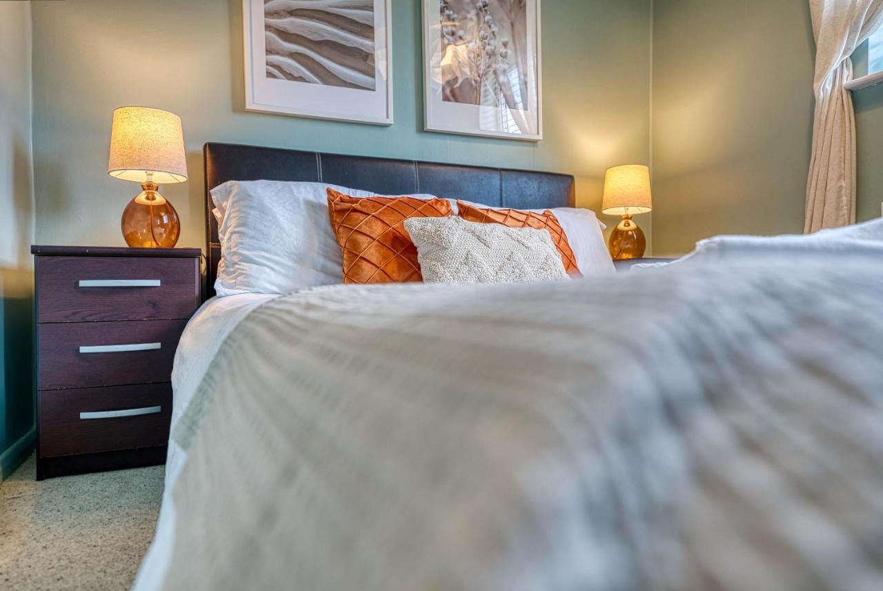 Capri 13 Sa - Contemporary 2 Bedroom House In Loughborough With Free Parking, Close To Loughborough University & M1 Motorway Экстерьер фото
