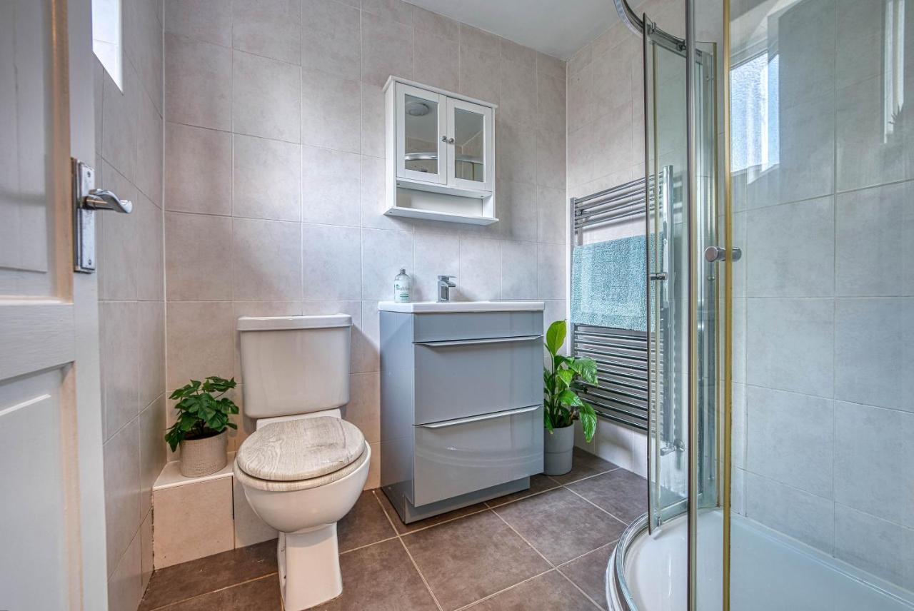 Capri 13 Sa - Contemporary 2 Bedroom House In Loughborough With Free Parking, Close To Loughborough University & M1 Motorway Экстерьер фото